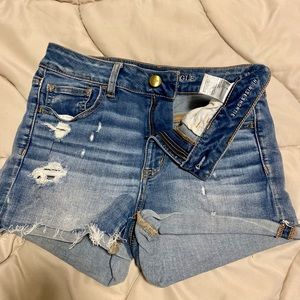 American Eagle Size 8 High Rise Shortie